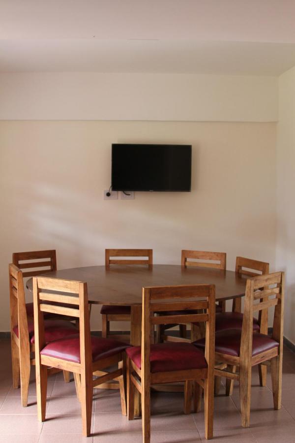 Hotel El Volcan Luaran gambar